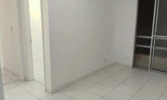 Imagem 2: Alugo apartamento 2/4 com sacada