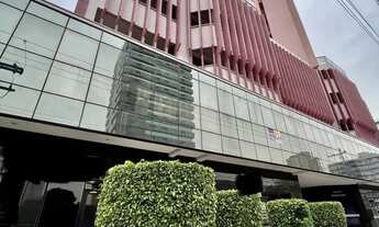 Imagem: Loja com 4 Dormitorio(s) localizado(a) no