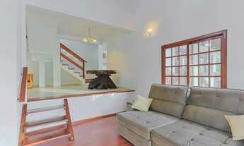 Imagem 3: Casa para Venda em Florianópolis, Córrego Grande, 4 dormitórios, 2 suítes, 3 banheiros, 2