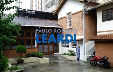 Imagem: CASA ASSOBRADADA - BELA VISTA - SP