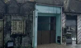 Imagem 5: Alugo casa 2 quartos 2 banheiros sala área etc na liberdade Azeredo coutinho