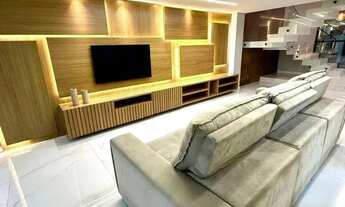 Imagem 2: Casa Duplex 100% mobiliada com 3 dormitórios à venda, 365 m² por R$ 2.800.000 - Cond. Gree