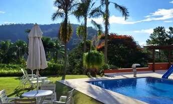 Imagem 3: Refúgio de Sofisticação e Natureza em Secretário