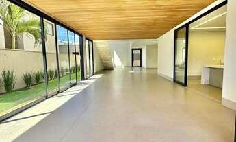 Imagem 5: Sobrado à venda com 392m² de construção, 4 suítes no Jardins Verona Goiânia GO