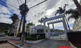 Imagem 2: Excelente Apartamento 2 dormitório(s) em Roçado - São José