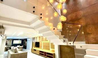 Imagem 6: Casa Duplex 100% mobiliada com 3 dormitórios à venda, 365 m² por R$ 2.800.000 - Cond. Gree