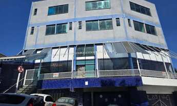 Imagem: Prédio Comercial com 15 Banheiros e 16