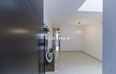 Imagem 2: Sobrado para venda possui 140 metros quadrados com 3 quartos em Vila Isolina Mazzei - São