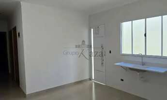 Imagem 3: Oportunidade - Casa Geminada - Parque Nova Esperança - 2 Dormitórios - 125m²