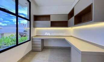 Imagem 3: Casa com 3 dormitórios à venda, 240 m² por R$ 2.600.000,00 - Condomínio Village La Montagn