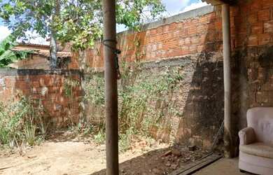 Imagem 3: Alugo casa 2 quartos - ótima localização - R$ 650