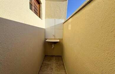 Imagem 4: Apartamentos Novos com 2 quartos, WC social, sala, cozinha, área de serviço. Área Construí