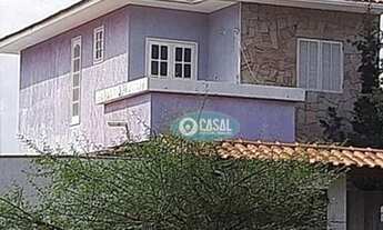 Imagem: Casa em Piratininga com 04 Quartos, Piscina