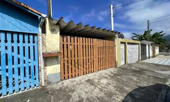 Imagem 2: Casa individual, Repasse de dívida, poucos metros da praia. Jd real-Praia Grande