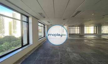 Imagem 3: Conjunto Comercial com 381,00m² de área útil em vão livre, copa, banheiros privativos e 14