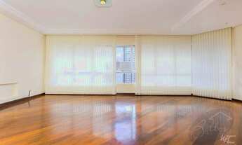 Imagem 2: Um por andar - face norte total - hall de entrada com lavabo e amplo escritório!