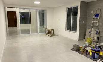 Imagem 4: Excelente Casa no Cond. Horto Imperial - Clube dos 100