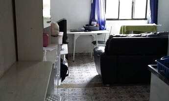 Imagem 2: Apartamento com 2 dormitórios à venda, 48 m² por R$ 80.000,00 - Conjunto Habitacional Sant