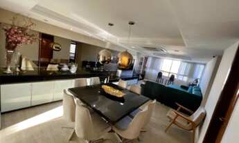 Imagem 4: Apartamento mobiliado para aluguel e venda possui 144 metros quadrados com 3 quartos