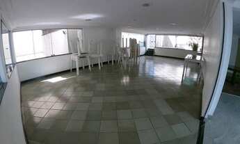 Imagem 2: Apartamento para Venda em Vitória, Praia do Canto, 4 dormitórios, 1 suíte, 2 banheiros, 1