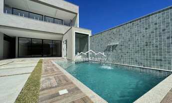 Imagem 1: CASA TRIPLEX COM 4 SUÍTES NO CONDOMÍNIO INTERLAGO DE ITAÚNA NA BARRA DA TIJUCA