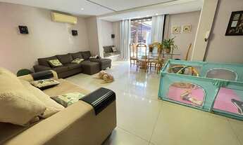 Imagem 7: Casa com dois lotes, 4 suítes, em área tranquila de Fradinhos