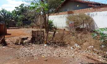 Imagem 3: Vendo ótimo lote Quitado e com Escritura Goiânia GO, Rua asfaltada e construída