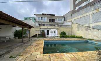 Imagem: Casa 4 dormitórios com Piscina à venda