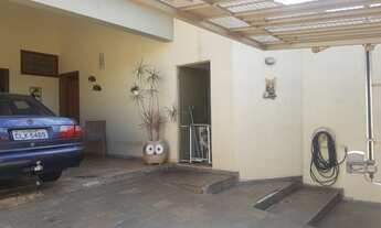 Imagem 3: Casa para venda tem 270 metros quadrados com 3 quartos em Jardim Higienópolis - Araraquara