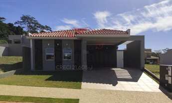 Imagem: Casa térrea no Condomínio Terra de San