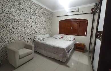 Imagem 3: Sobrado com 3 dormitórios à venda, 304 m² por R$ 700.000,00 - Jardim Petrópolis - Cuiabá/M