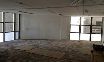 Imagem 3: Vendo Prédio de 3254m² com Loja Térreo, 8 andares, Elevador , Gerador - Aldeota - Centro