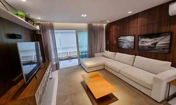 Imagem 2: LINDO APARTAMENTO FINAMENTE DECORADO E MOBILIADO - INFRAESTRUTURA COMPLETA - 02 GARAGENS!