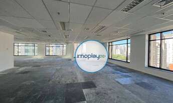 Imagem 6: Escritório mobiliado e pronto para ocupação ao lado da Estação Moema