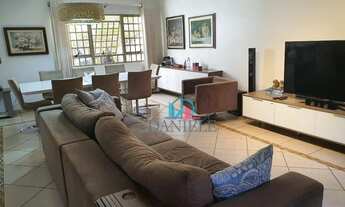 Imagem 2: Casa térrea com 3 suítes localizada no bairro Jardim das Roseiras