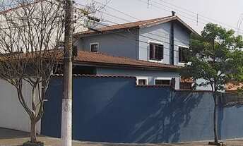 Imagem: Sobrado com 4 dormitórios à venda, 234