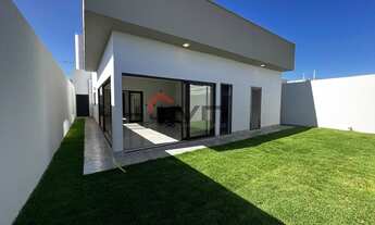 Imagem: Casa nova, com 3 quartos, área externa