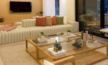 Imagem 6: Cobertura com 4 dormitórios, sendo 2 suítes, ampla área externa, 3 vagas de garagem, à ven