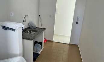 Imagem 3: Apartamento no Centro de São José para aluguel possui 49 metros quadrados com 2 quartos