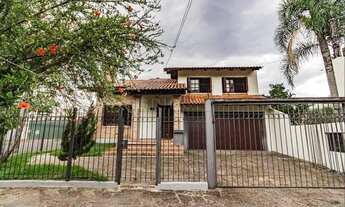 Imagem 2: PORTO ALEGRE - Casa Padrão - Partenon