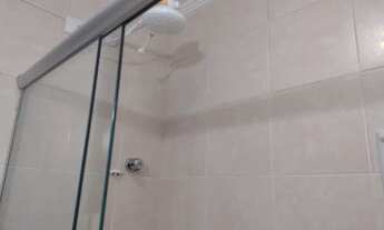 Imagem 6: Praia das Pitangueiras / 01 dormitório com varanda / 01 vaga