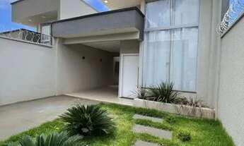 Imagem 2: CASA COM MÓVEIS EMBUTIDO