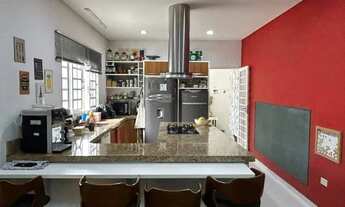 Imagem 2: Casa para venda tem 200 metros quadrados com 3 quartos em Cidade Universitária - Maceió