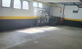 Imagem 2: Apartamento para aluguel e venda possui 220 metros quadrados com 3 quartos