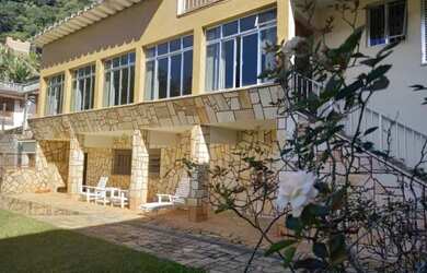 Imagem 2: Casa Petrópolis, Vila Militar, localizada na melhor rua do bairro