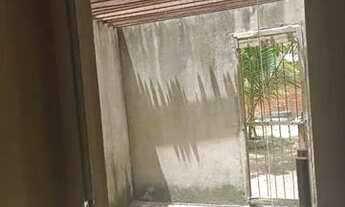 Imagem 3: Alugo excelente casa com 3 quartos no ramal bom futuro - todo murado e com portão