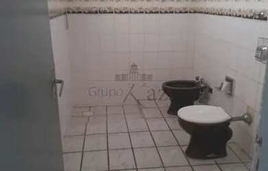 Imagem 4: Jacarei - Casa Padrão - Parque Itamarati