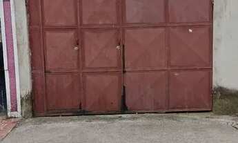 Imagem 3: Terreno com Garagem coberta e portão carro e social