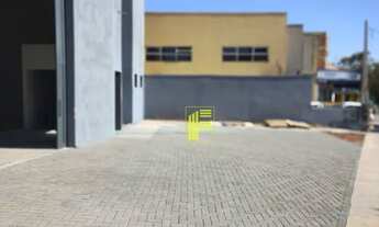 Imagem 5: BARRACÃO EM TER. 550M² - 330M² - NOVÍSSIMO - F. SOMBRA - ALUG. R$8.500,00