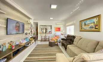 Imagem 2: Apto 03 quartos, suíte, +150m², mobiliado, leste/norte, box para carro. Sacada de frente.